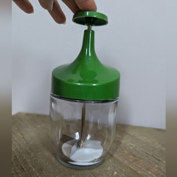 Vintage Gemco Green Nut Chopper Glass Jar Grinder Retro Kitchen Tool - Picture 5 of 7